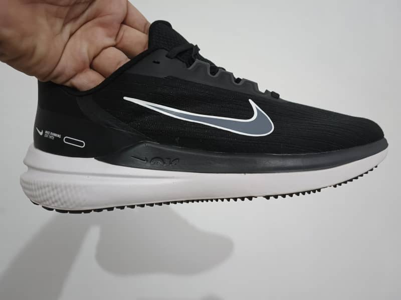 Nike win flow 9 uk9.5 1