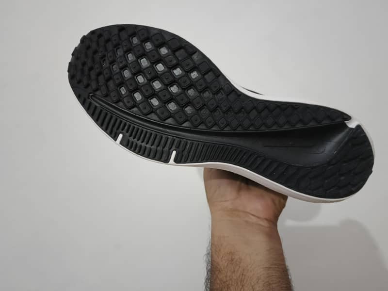 Nike win flow 9 uk9.5 4