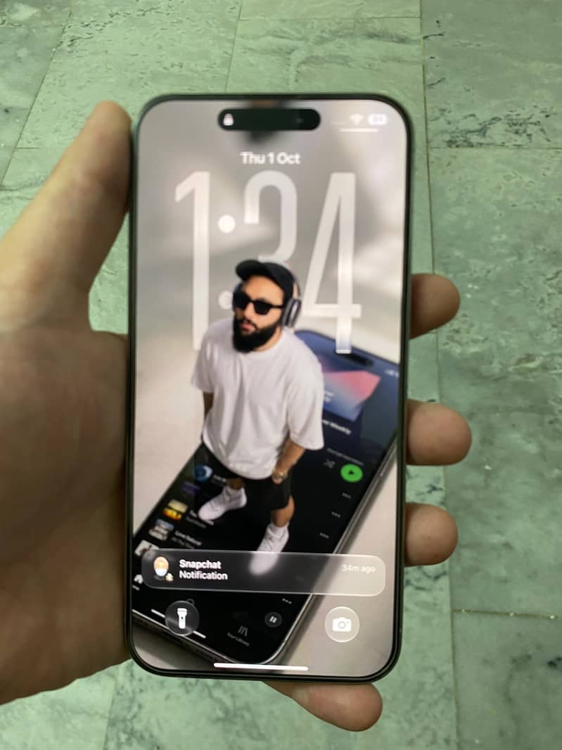 Apple iPhone 15 Pro Max 2
