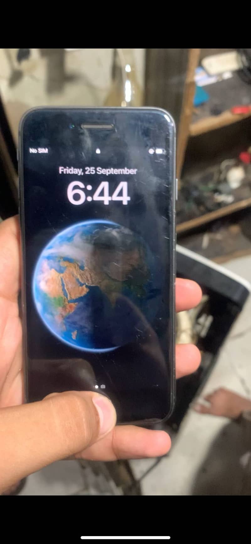Apple iPhone 8 1