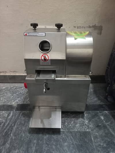 Modern Sugarcane Juicer Machine