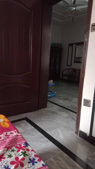 maid required for house hold basic chores.