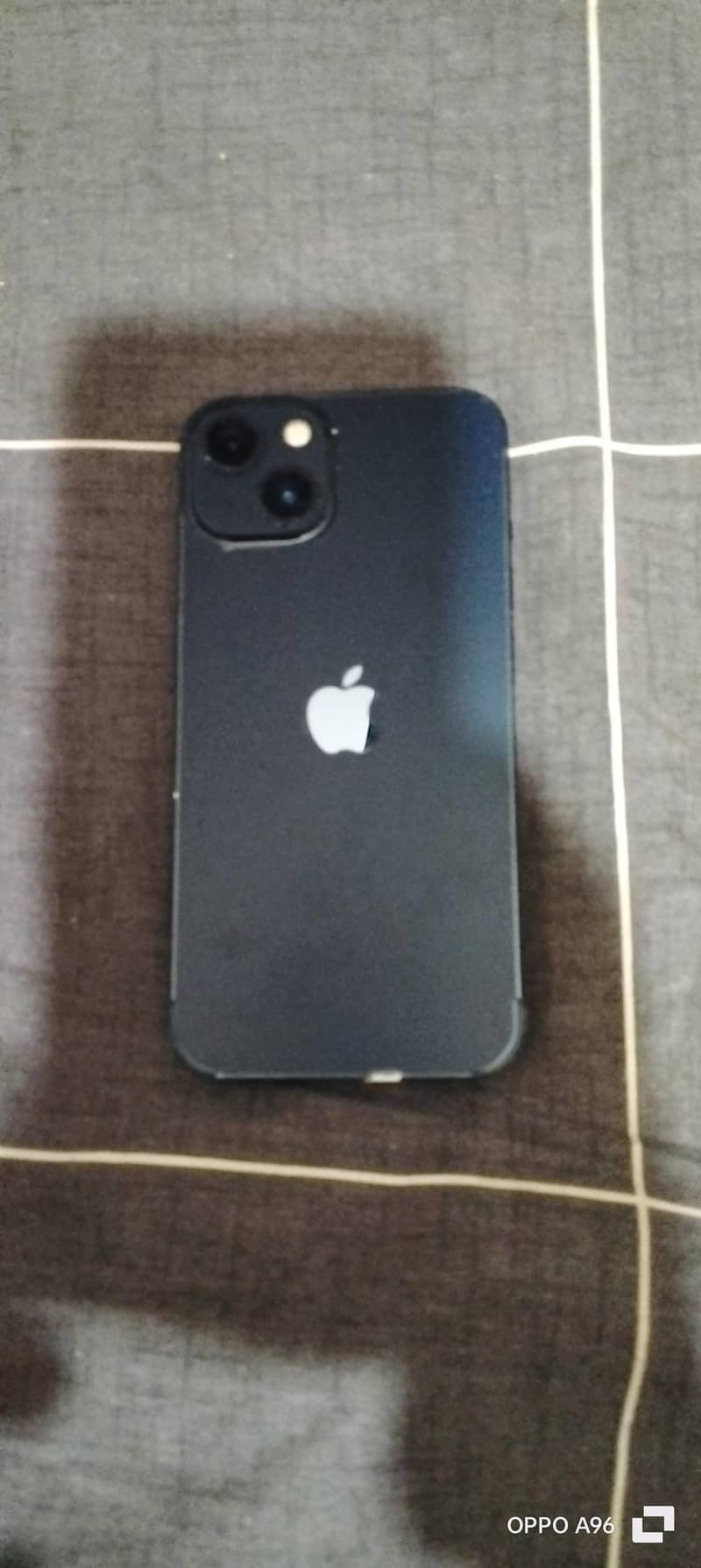 Apple iPhone 13 0