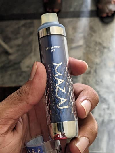 Mazaj Black 8000 puffs
