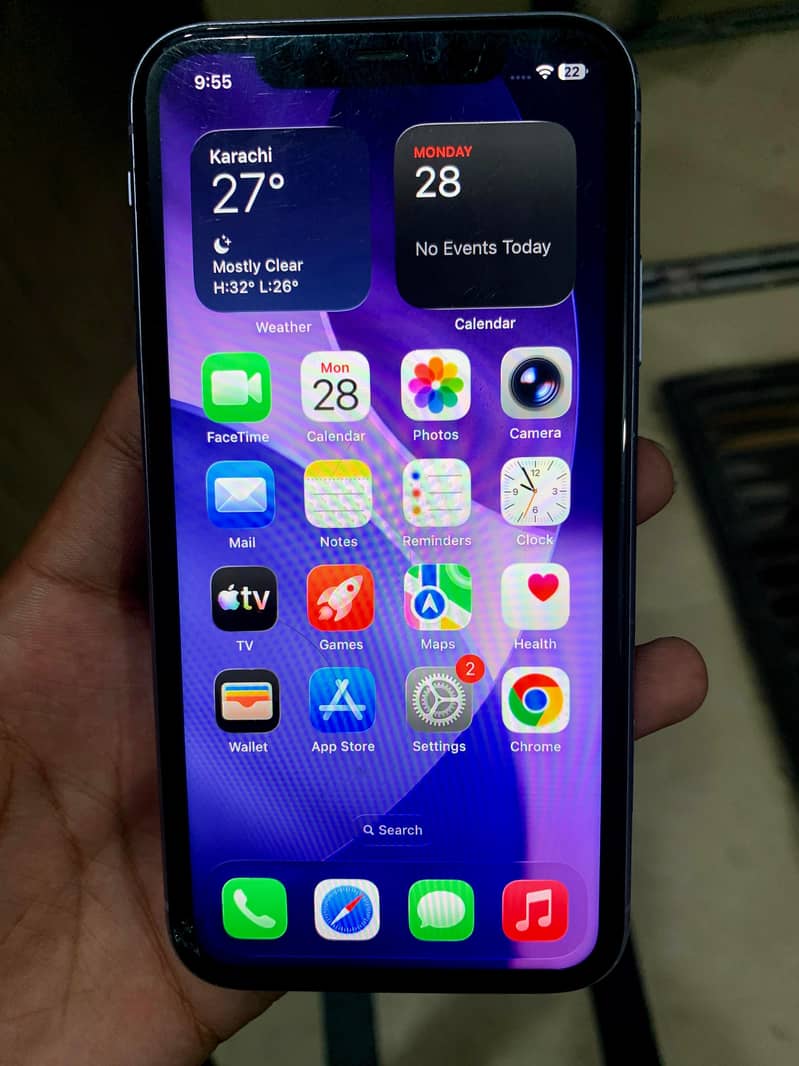 Apple iPhone 11 4