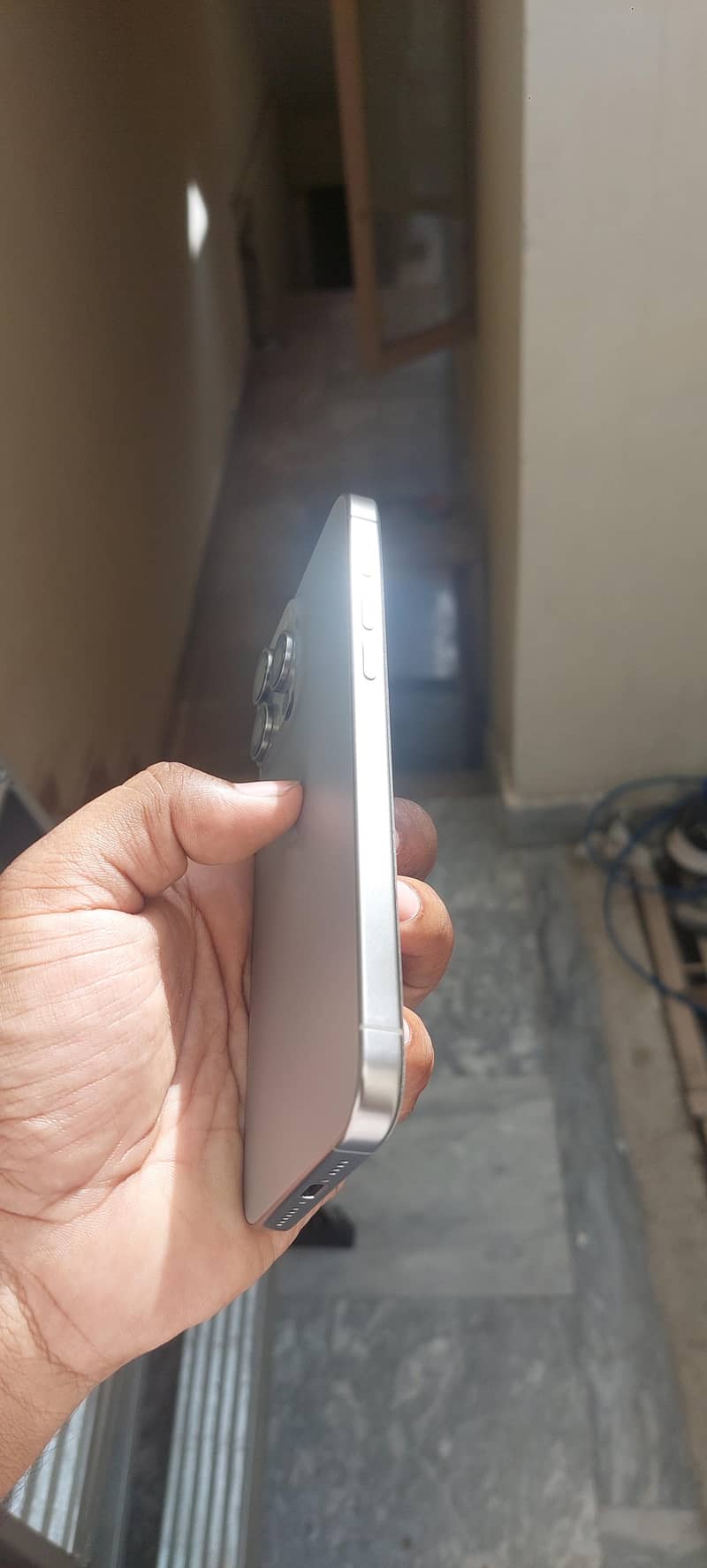 Apple iPhone 15 Pro Max 6