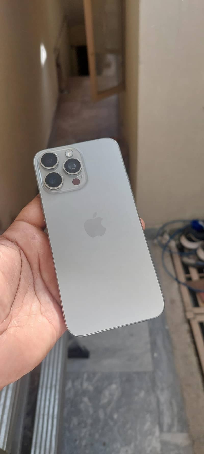 Apple iPhone 15 Pro Max 7