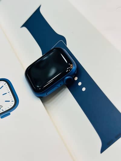 Apple Watch series 7 41mm 100% health box