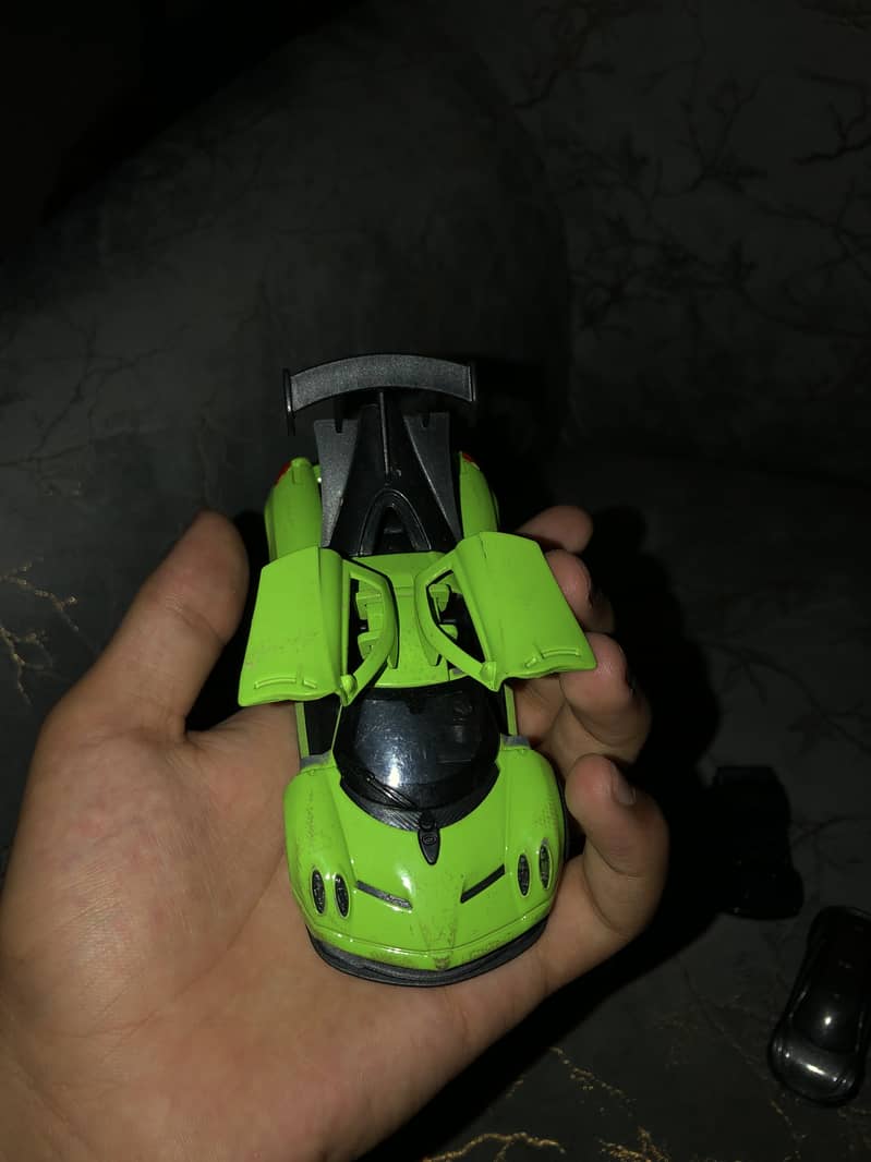 Hotwheels 9