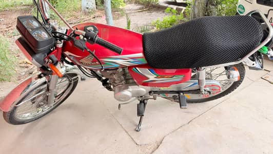 Honda CG 125 2023 with chrome silencer
