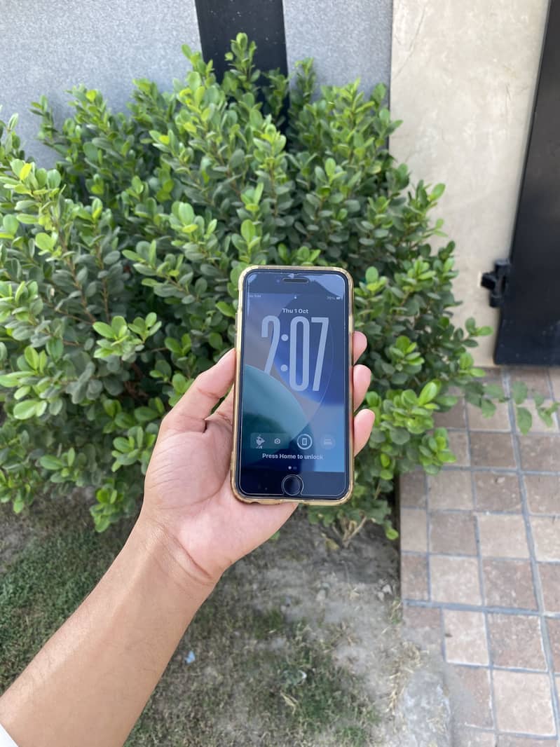 Apple iPhone SE 2