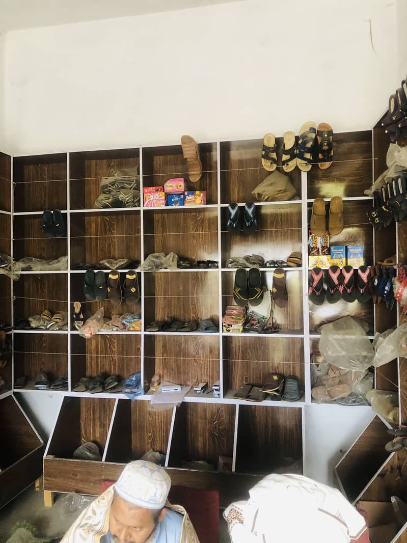 New shop fitting 0