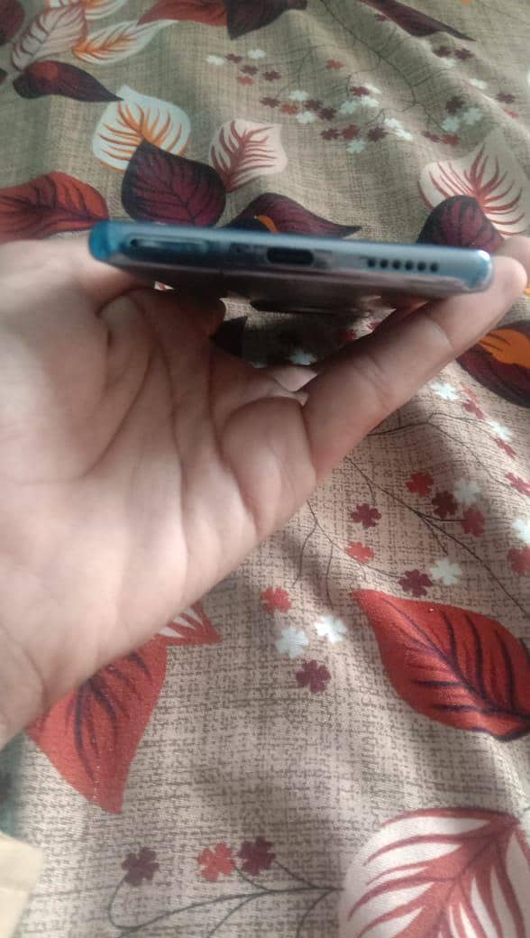 Tecno spark 20 pro plus 5