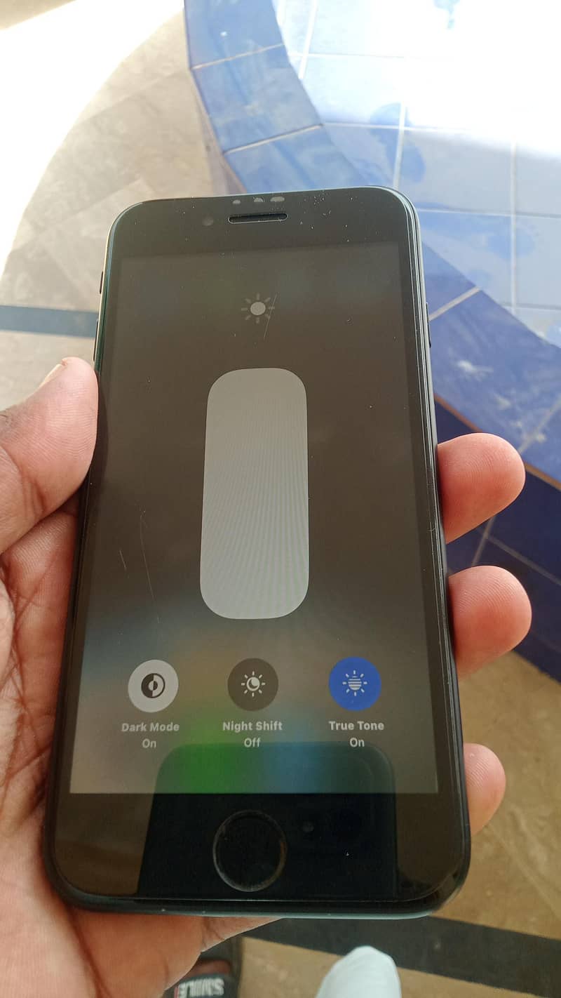 Apple iPhone SE 1