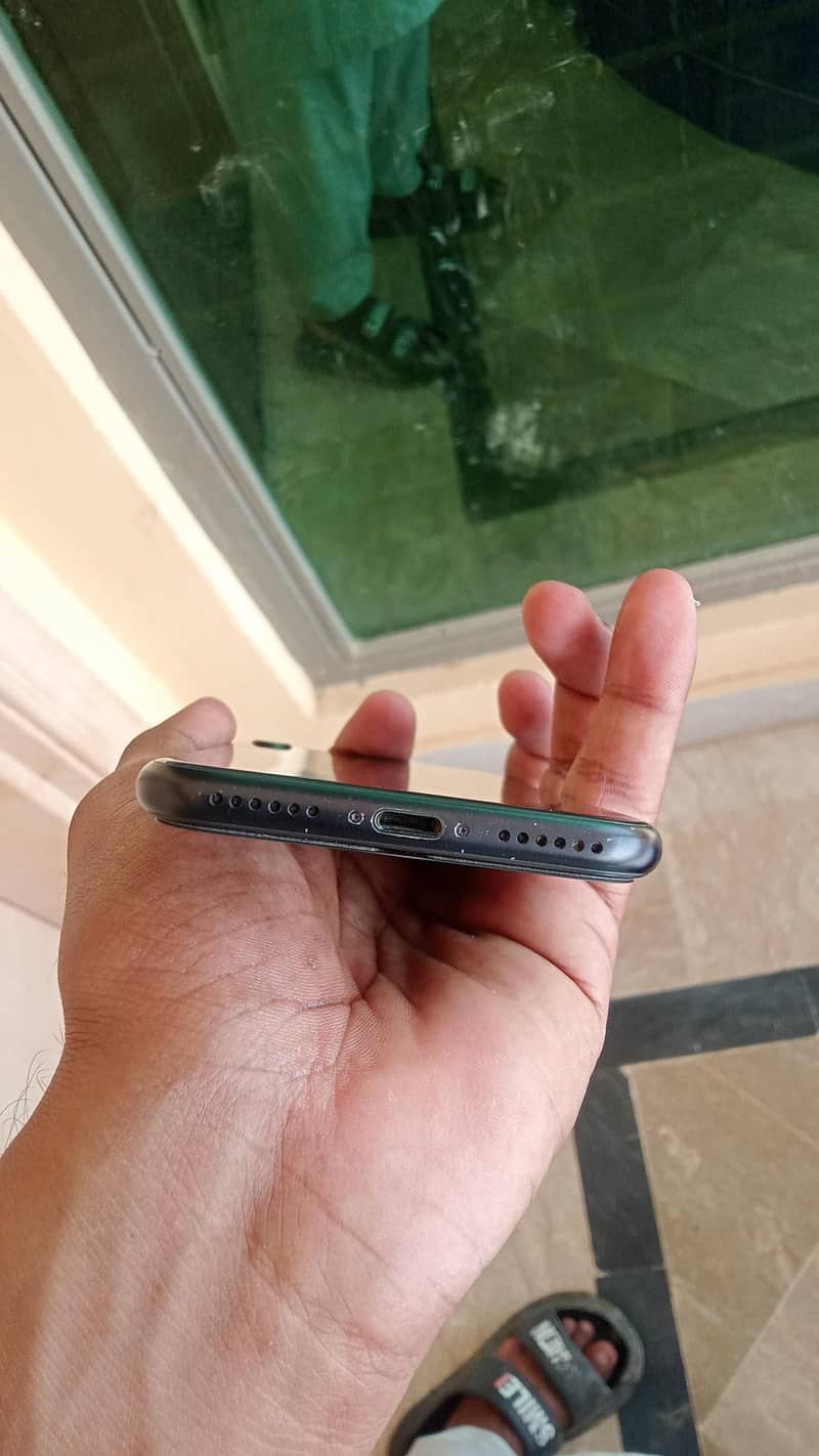 Apple iPhone SE 4