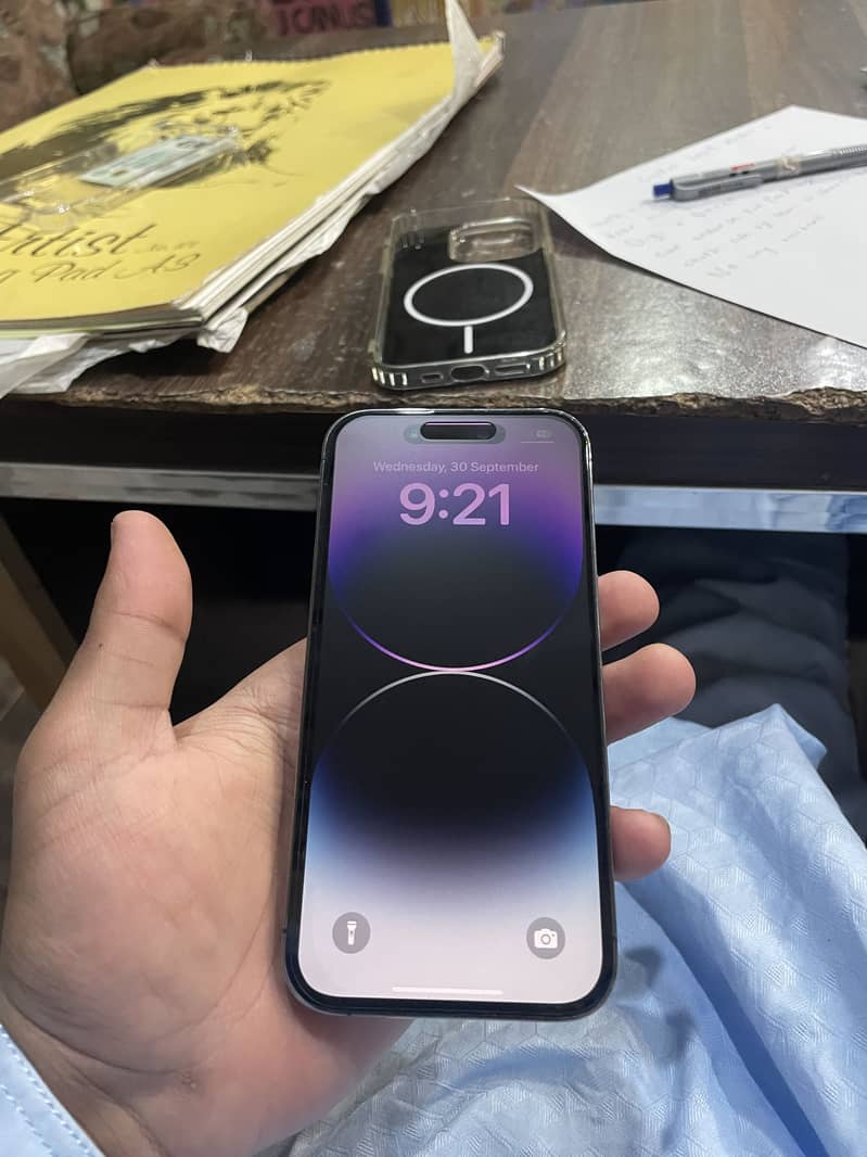 Apple iPhone 14 Pro 4