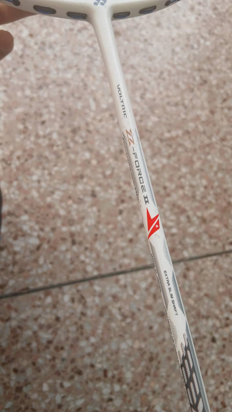 badminton racket 1