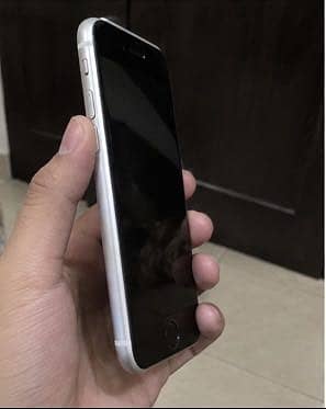 Apple iPhone SE 1