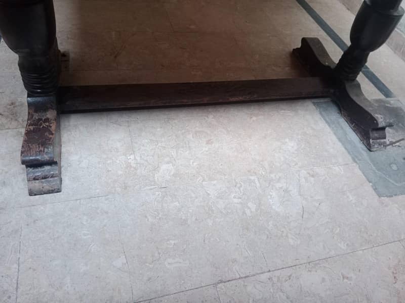 Dining Table 5