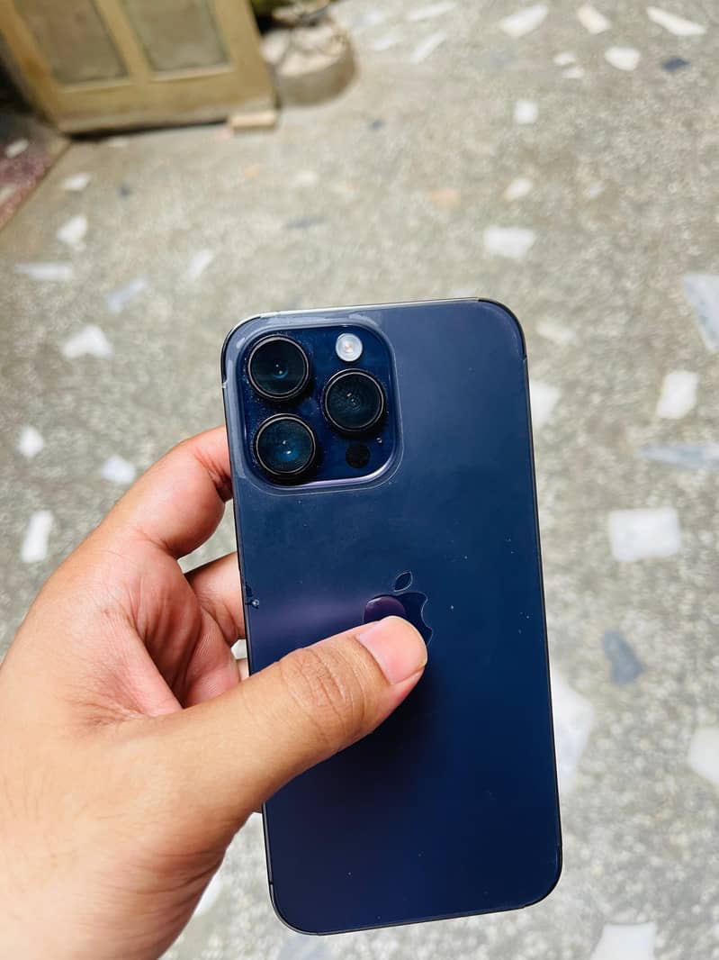Apple iPhone 14 Pro Max 2