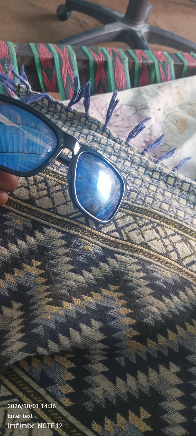 glasses 1