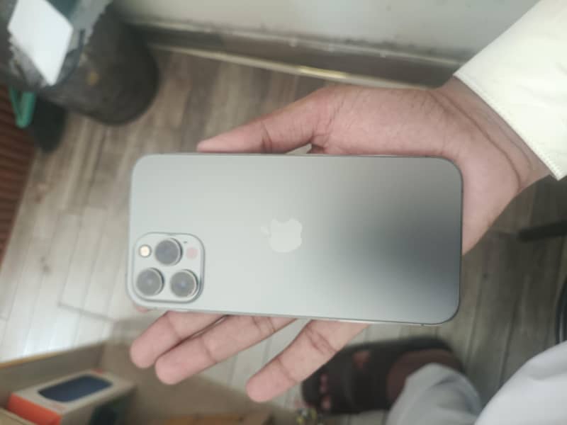 Apple iPhone 12 Pro Max 5