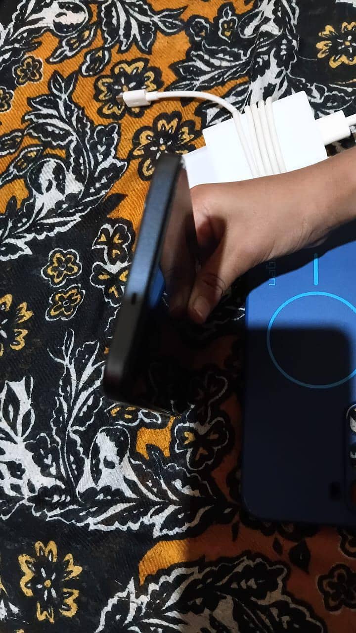 Tecno  spark 40pro 7
