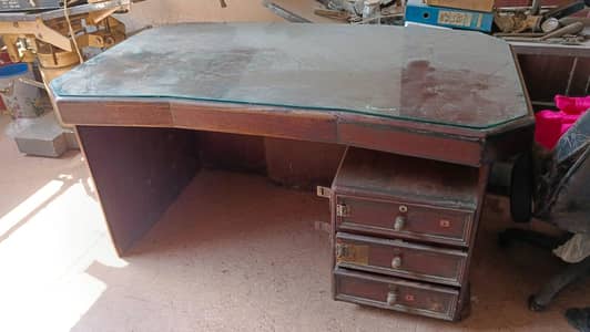 1 office table 1 chair for sale