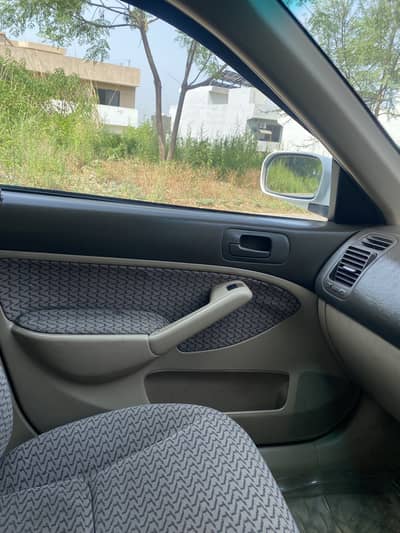 Honda Civic EXi 2004