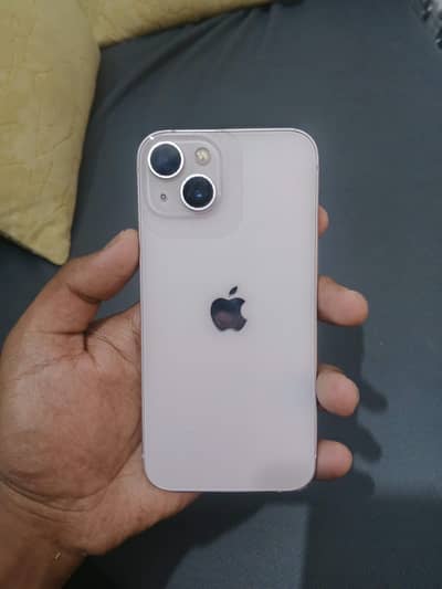Apple iPhone 13