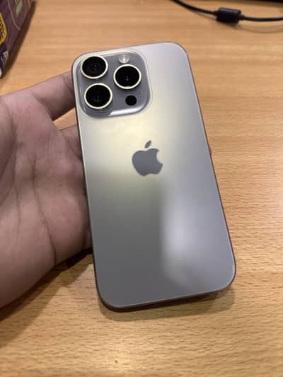 Apple iPhone 15 Pro