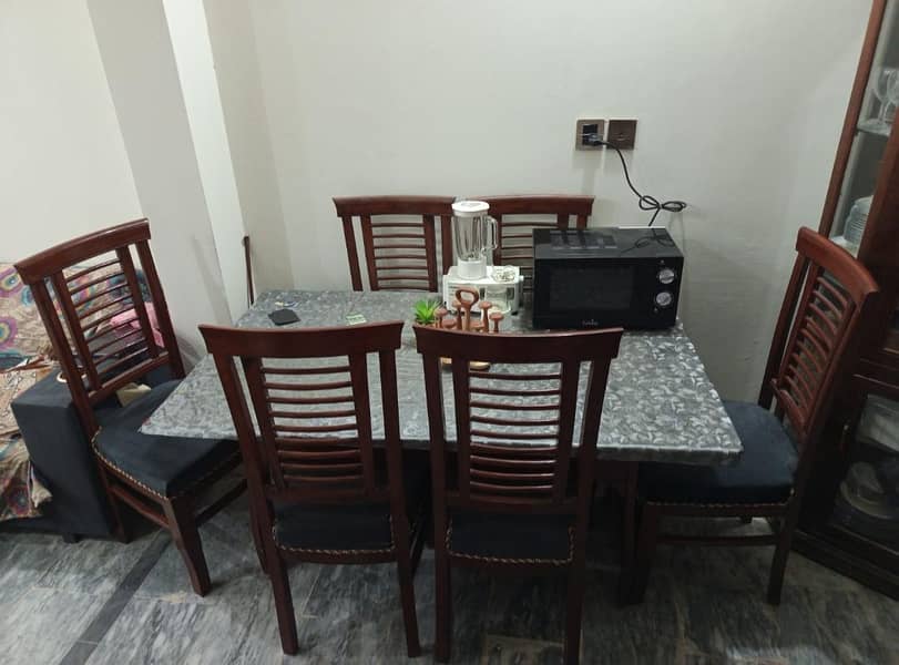 Dining Table 6 Seater 0