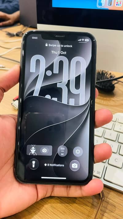 iPhone 11 64GB FU | 2 Month SIM Time | 83% Battery | Box + Charger