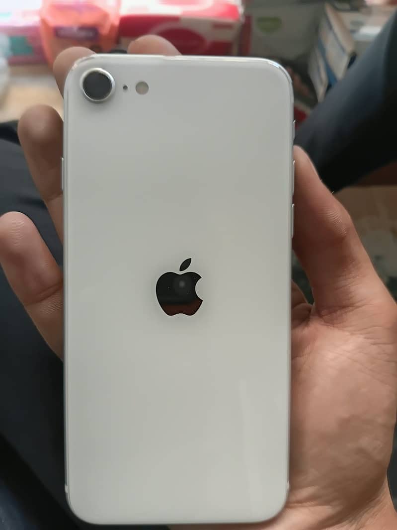 Apple iPhone SE 3