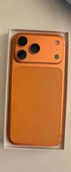 Apple iPhone 17 Pro Max 1