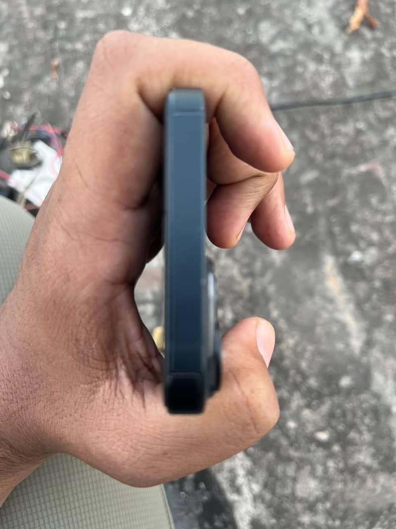 Apple iPhone 14 6