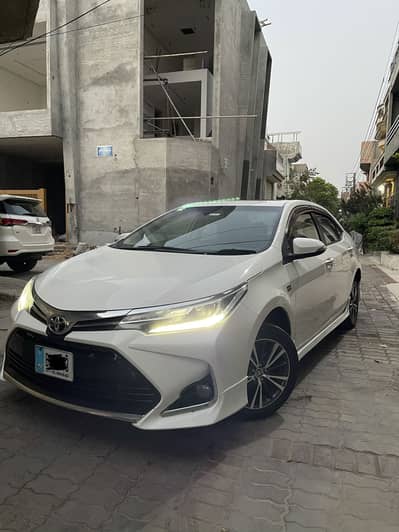 Toyota Corolla Grande X 1.8 2022