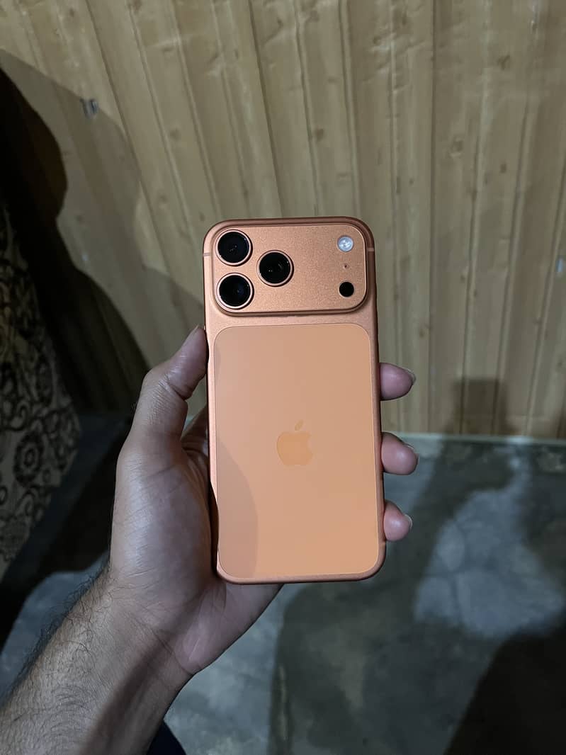 Apple iPhone 17 Pro Max 0