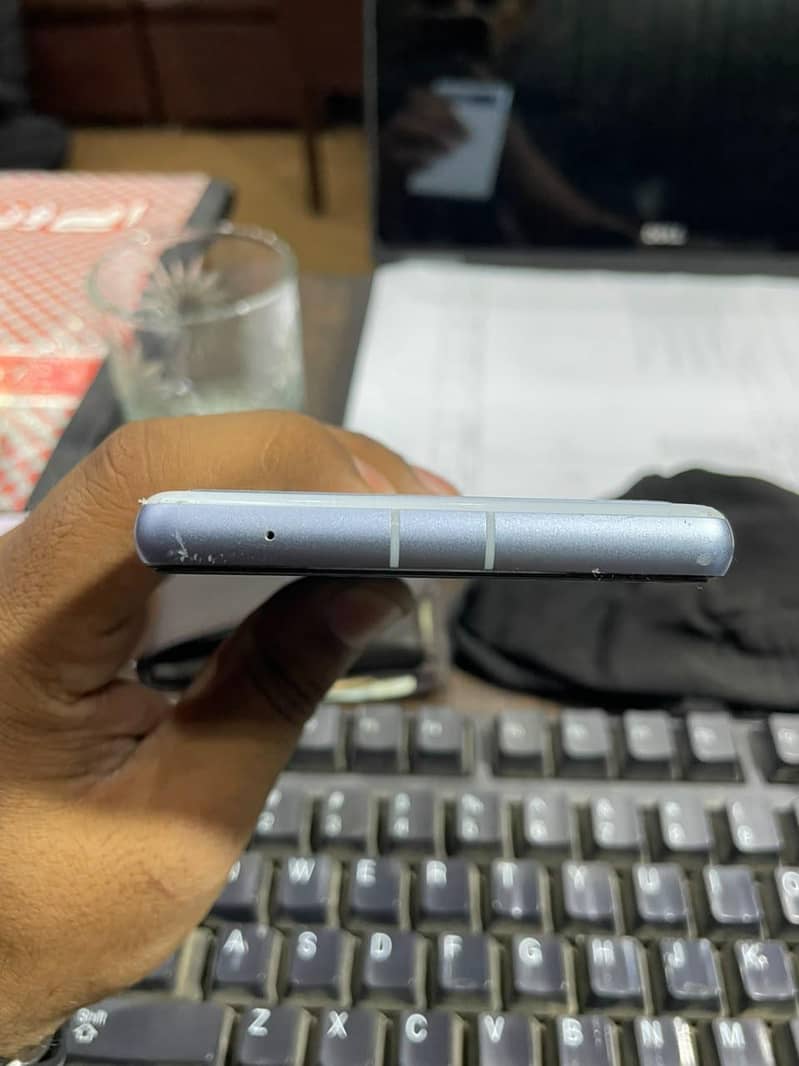Google Pixel 7a 2