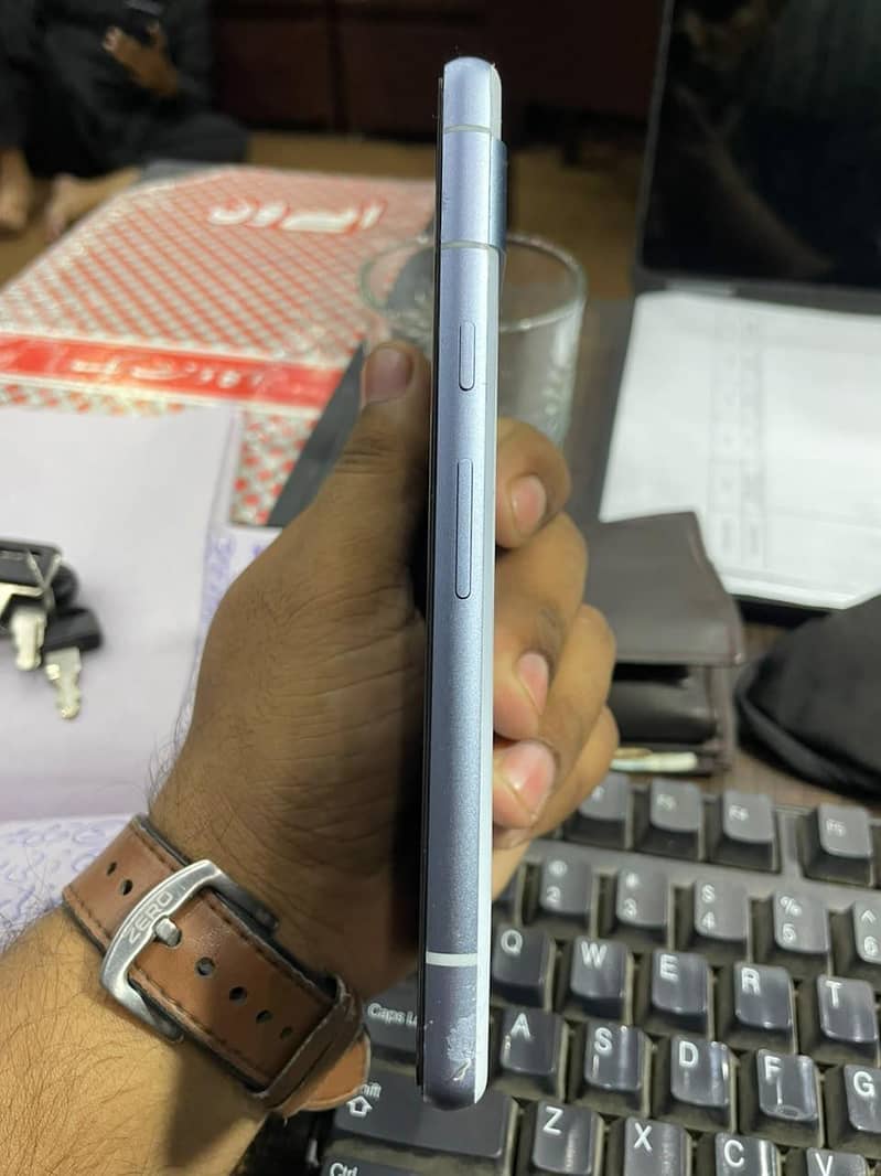 Google Pixel 7a 3
