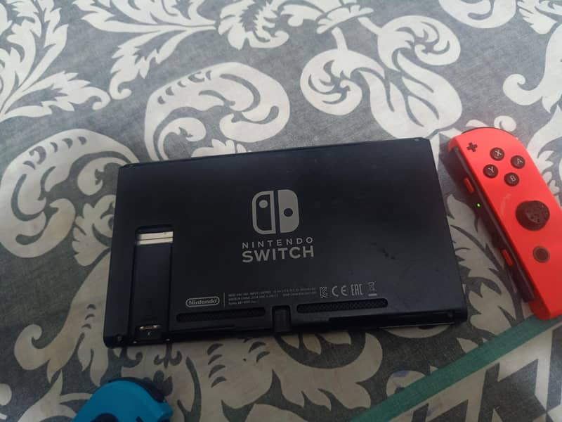 nintendo switch 4