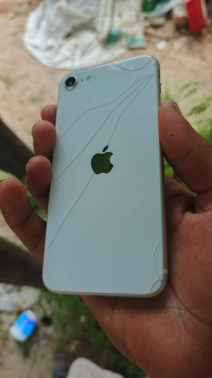 Apple iPhone SE 4