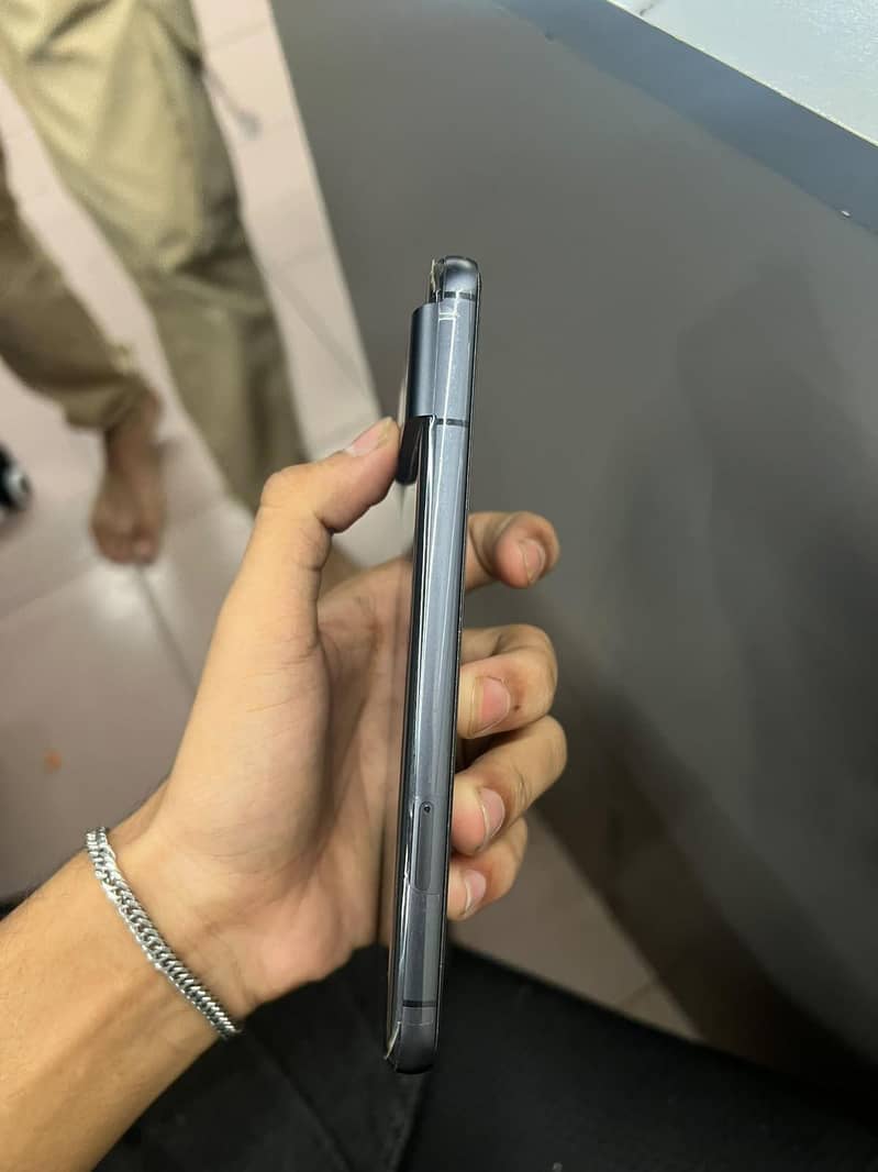 Google Pixel 8 2