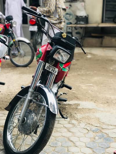 Honda 125 2013 Bio matric Available Islamabad num