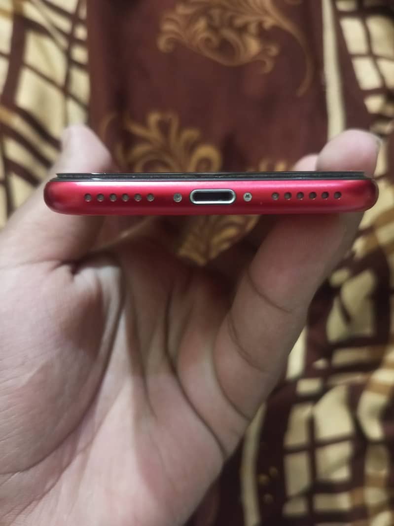 Apple iPhone SE 4