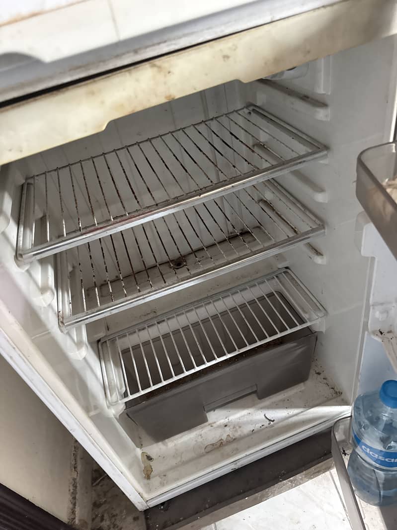Dawlance small fridge 2