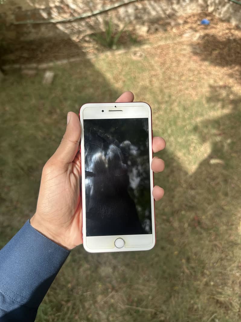 Apple iPhone 7 Plus 1
