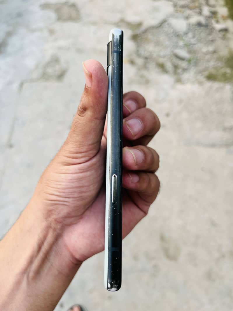 Google Pixel 6a 1