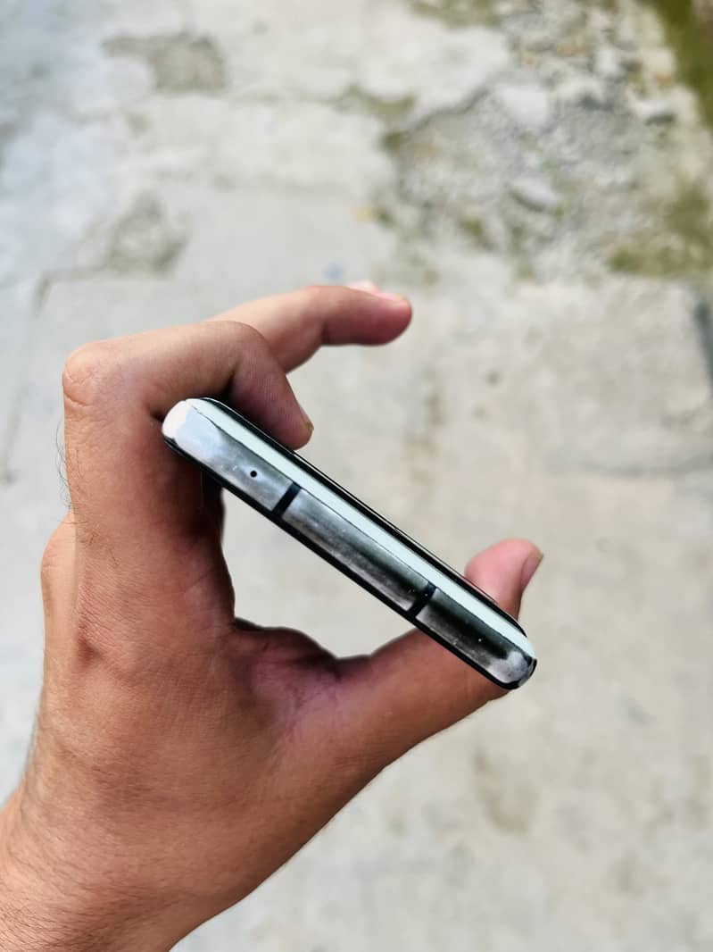 Google Pixel 6a 2