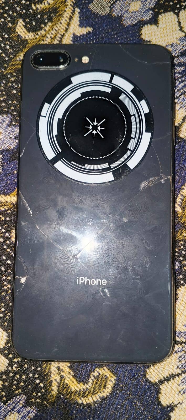 Apple iPhone 8 Plus 2